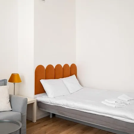 Plac Zbawiciela Cosy Варшава