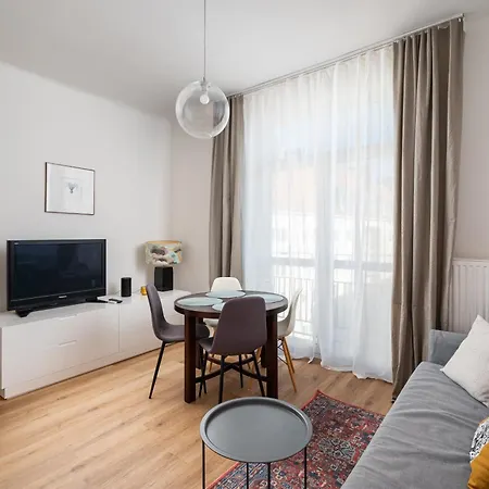 Апартаменты Plac Zbawiciela Cosy Варшава
